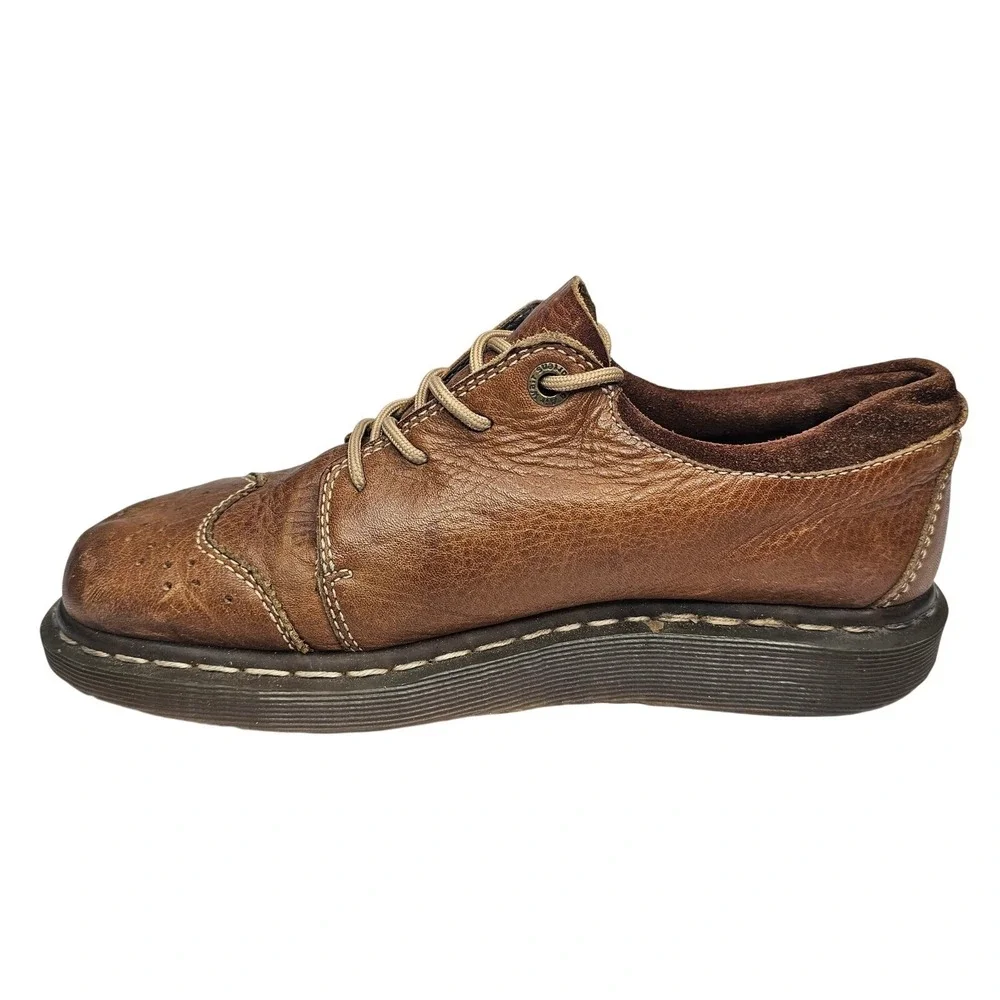 Dr. Martens Women Size 9 Brown Leather Wingtip Oxford Shoes Casual Low Top PC091